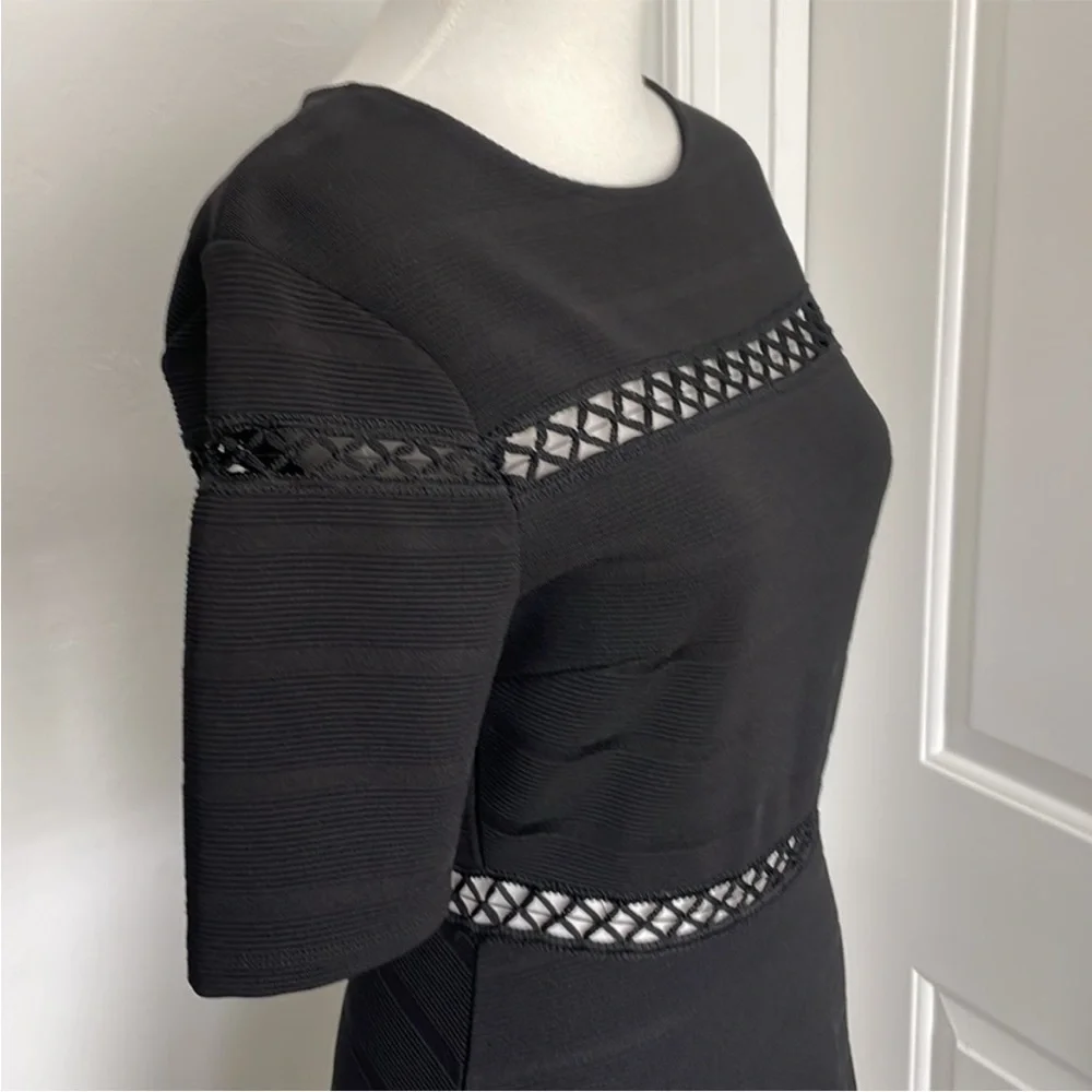 EUC Topshop Cut Out Fit and Flare Dress Size 6